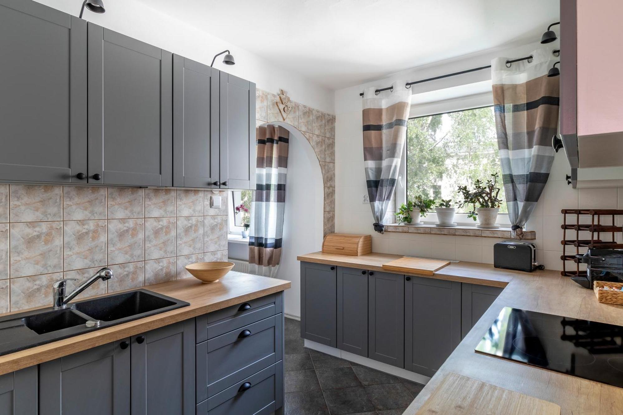 Wonderful 2- Bedroom Apartment With Soul Wwa70 Варшава Екстериор снимка
