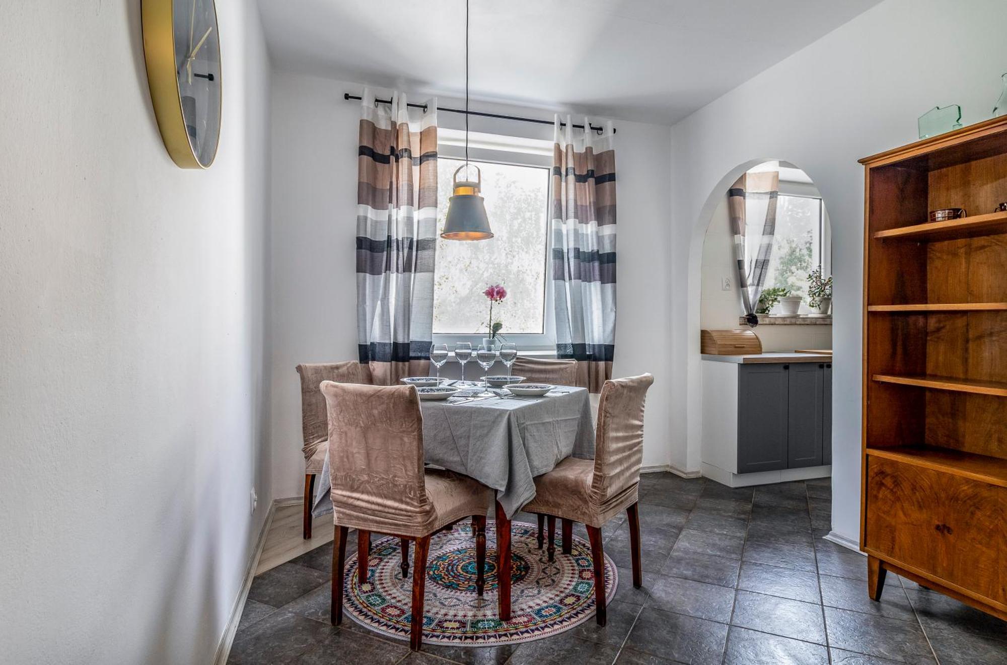 Wonderful 2- Bedroom Apartment With Soul Wwa70 Варшава Екстериор снимка